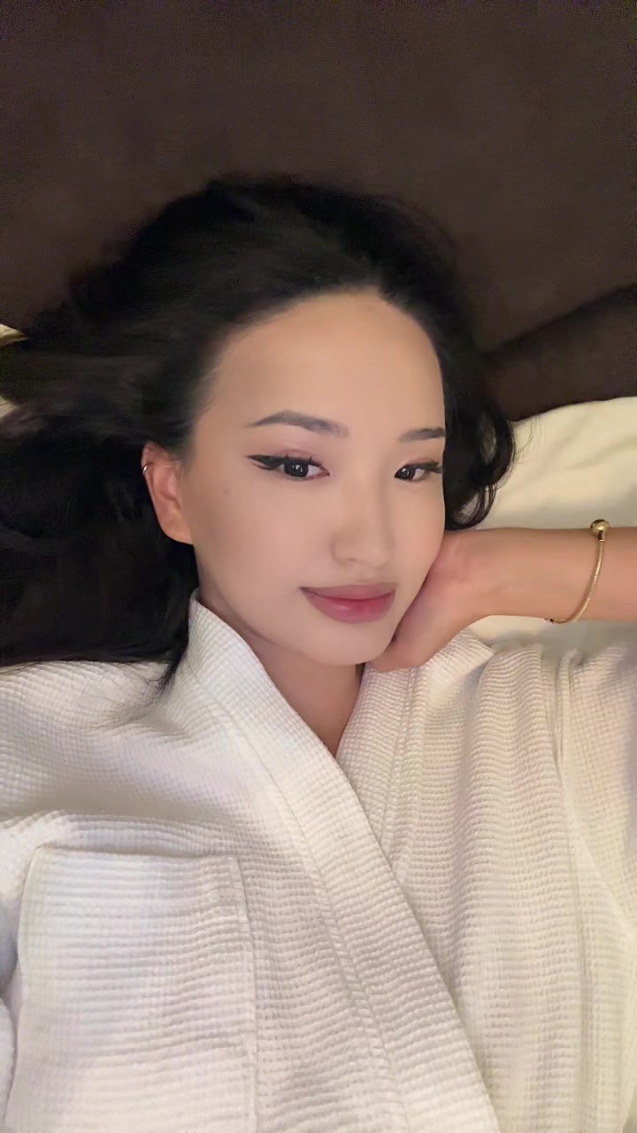 @debbbusy