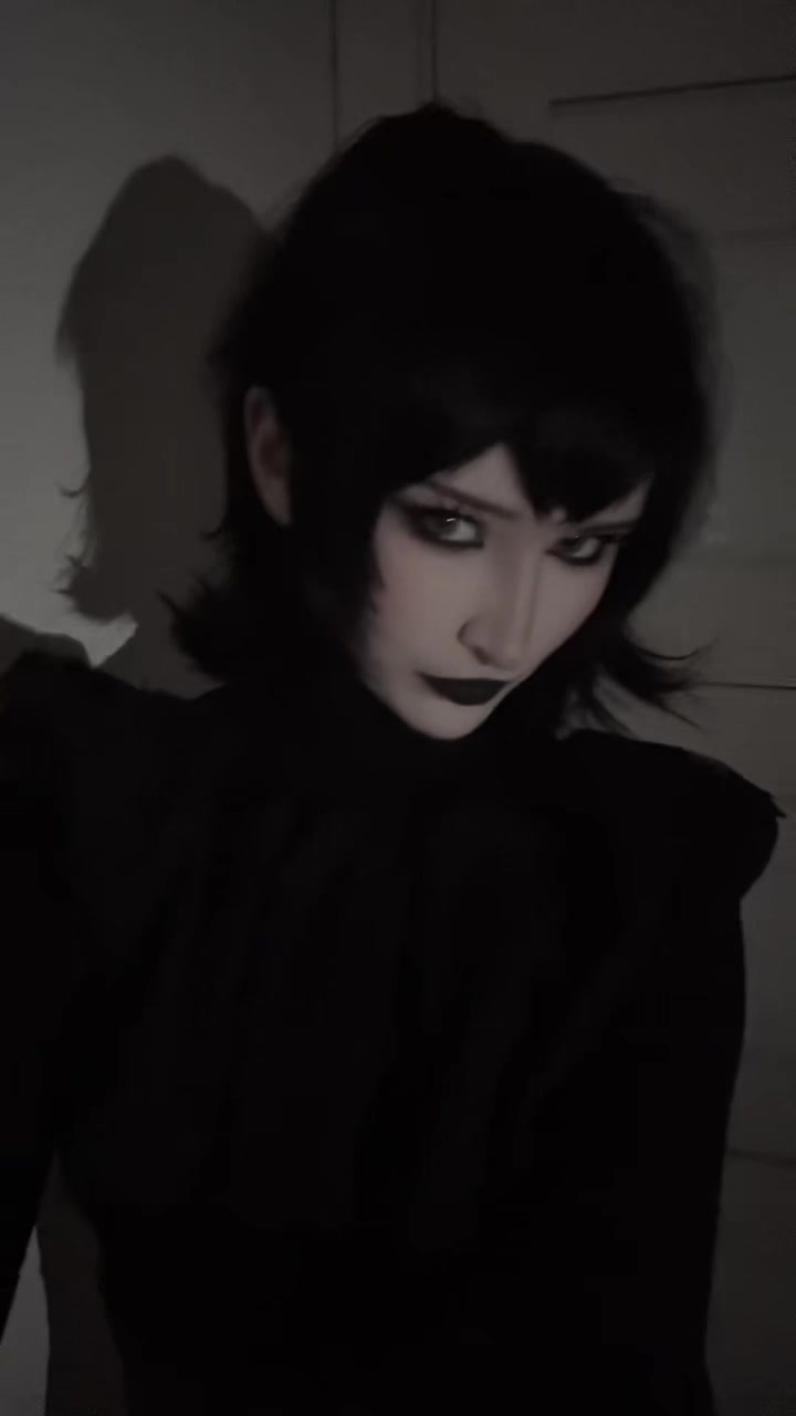 @кетри🧛🏻♀️