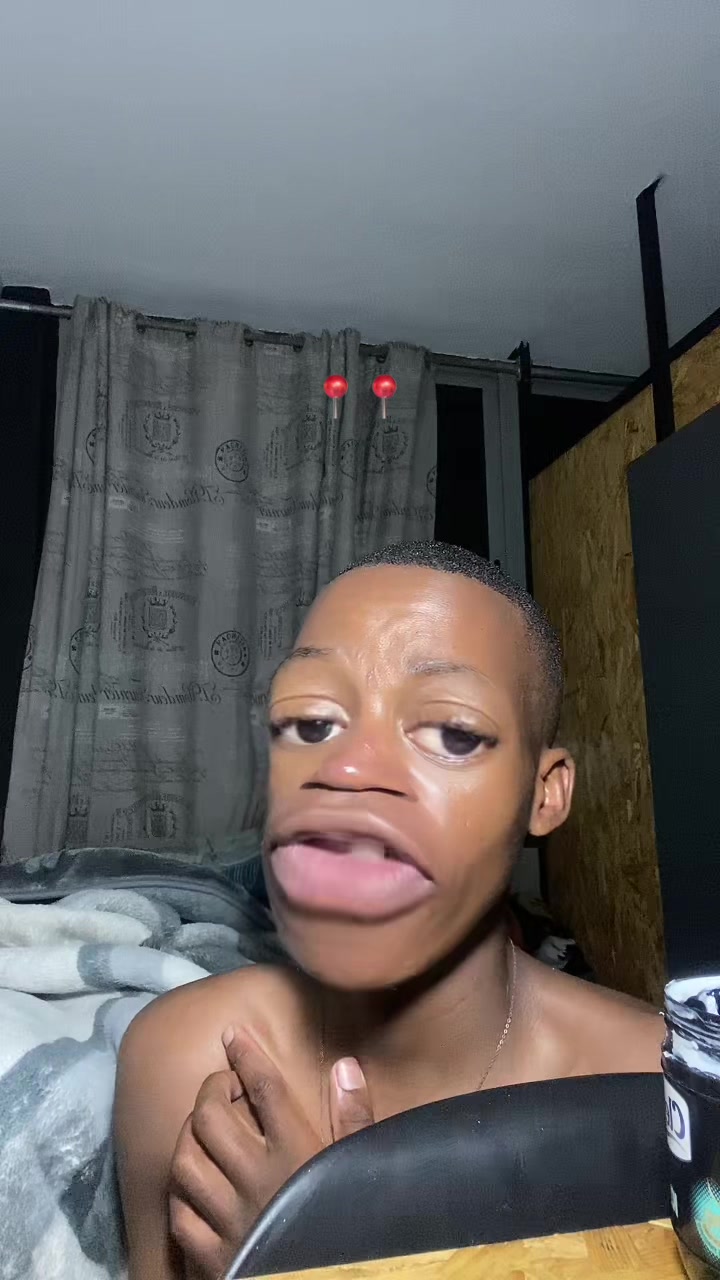 @Sjoji4🇿🇦