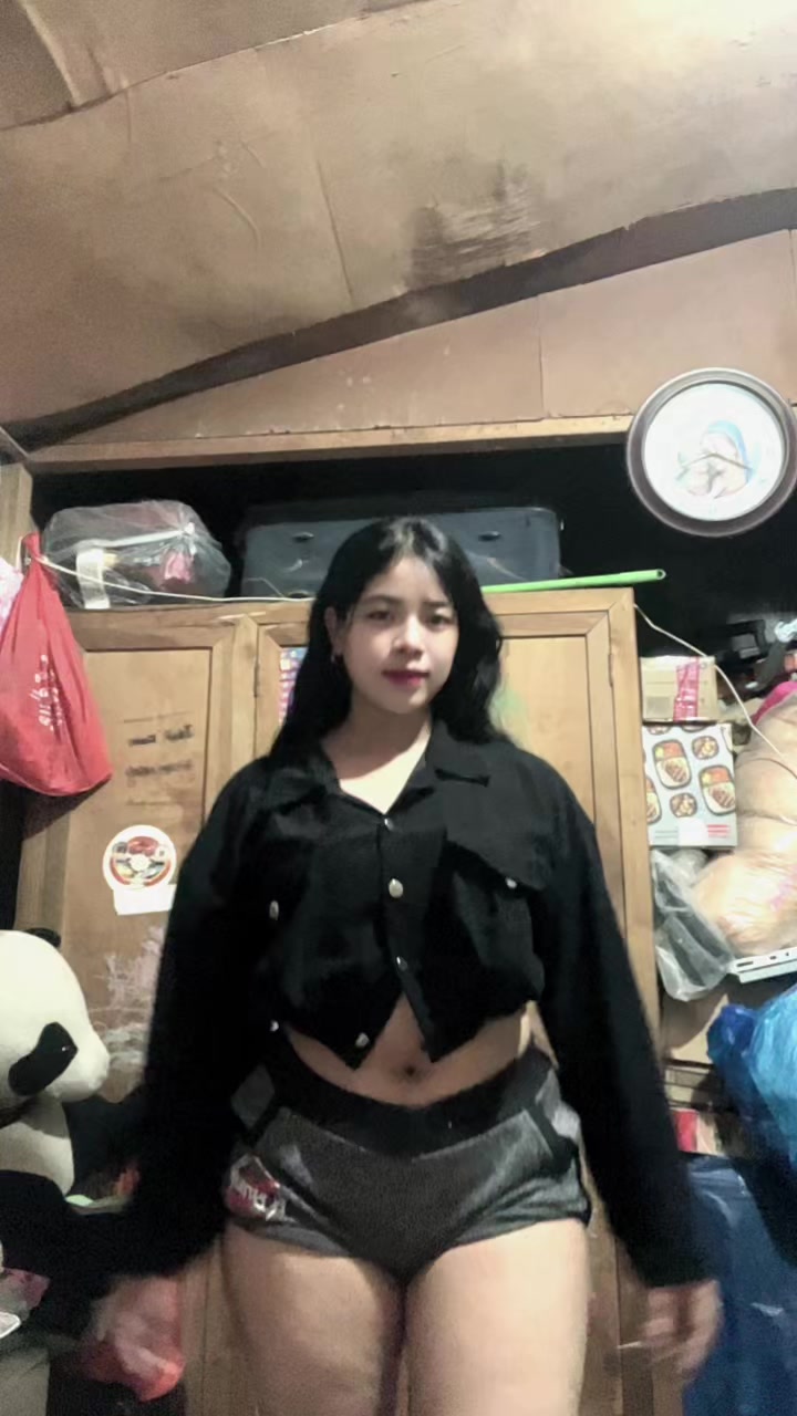 @QUEENE VILLASISTA