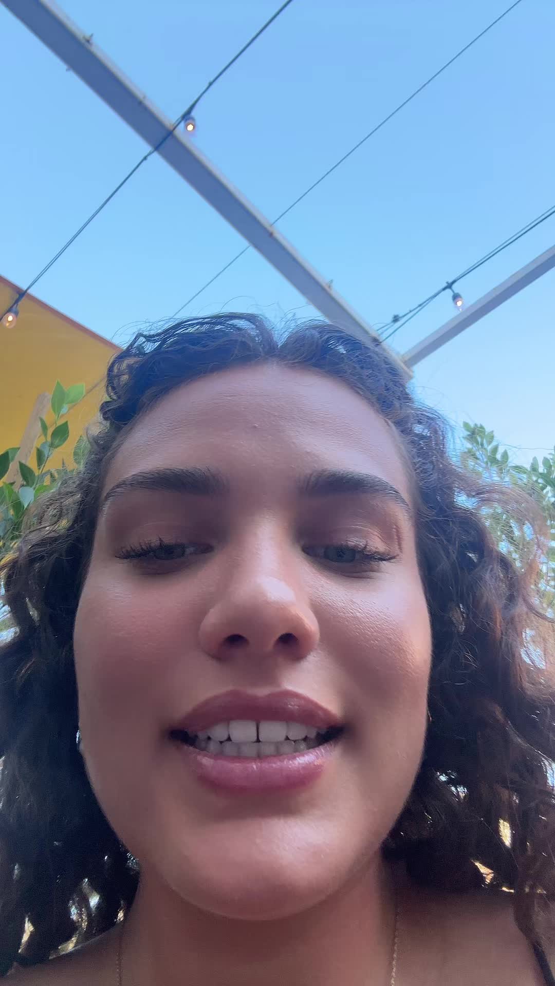 @ellienaone