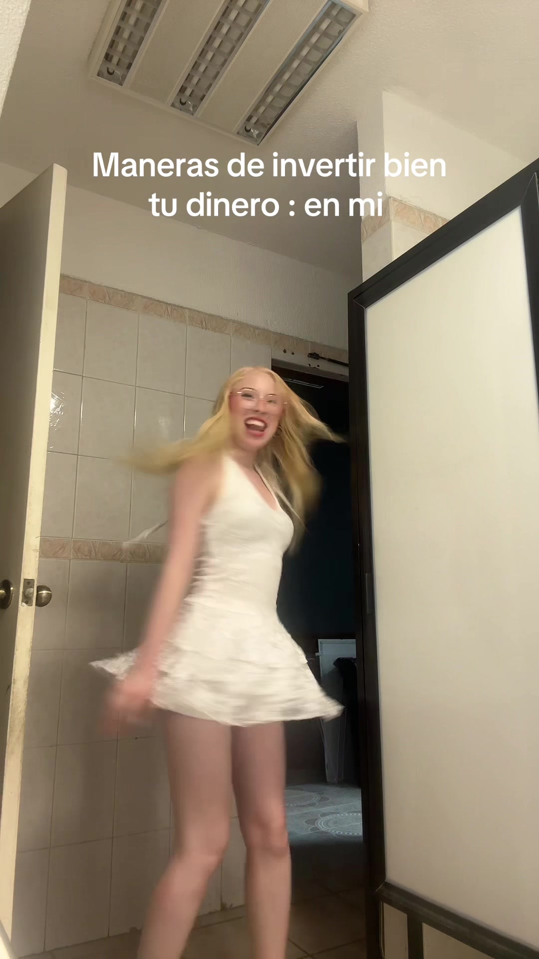 @Bella