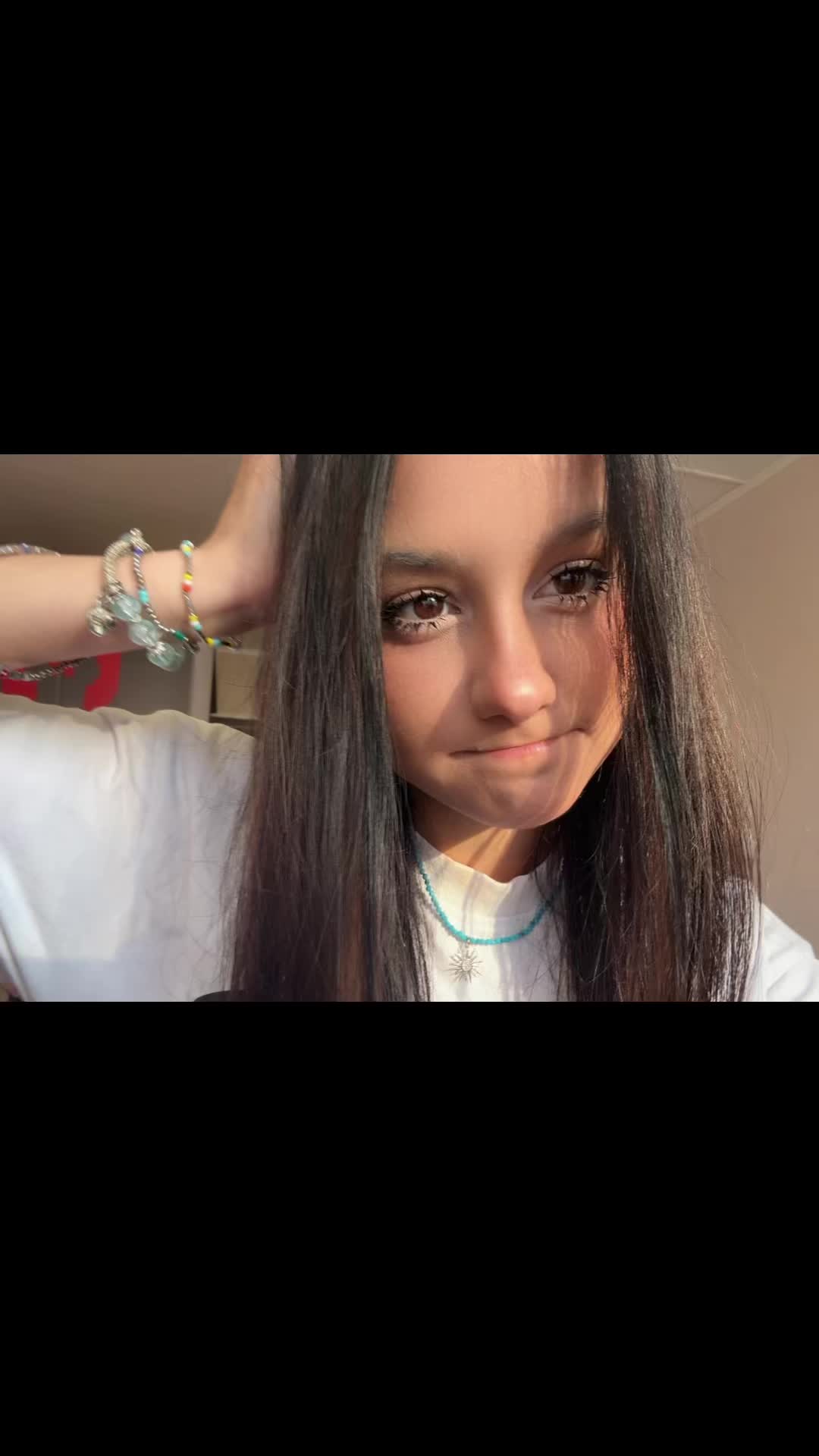 @fiksi._.0