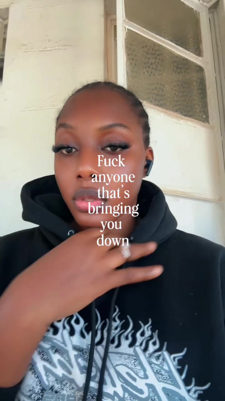@Ifeanacho ❤️&zwj;🩹🌚🥀