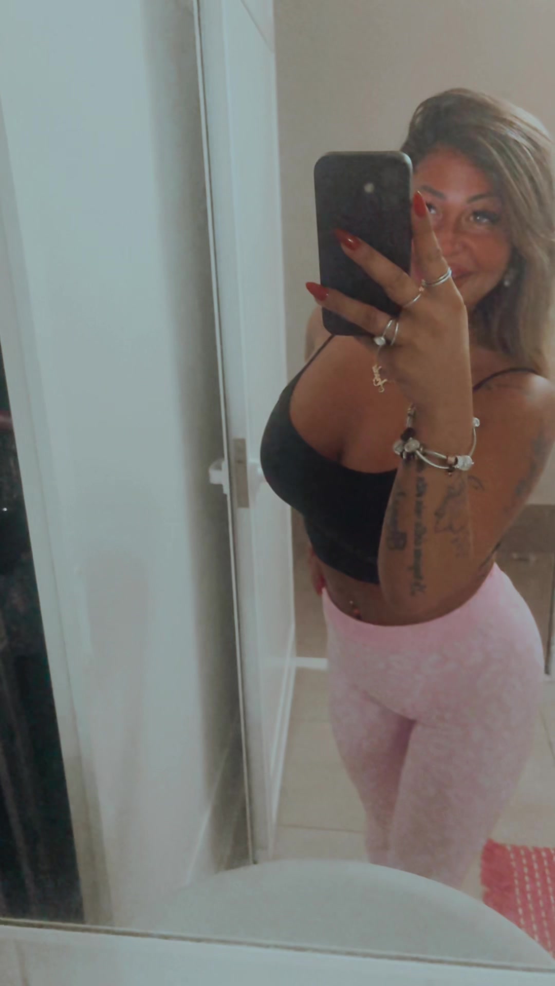 @carlapannella
