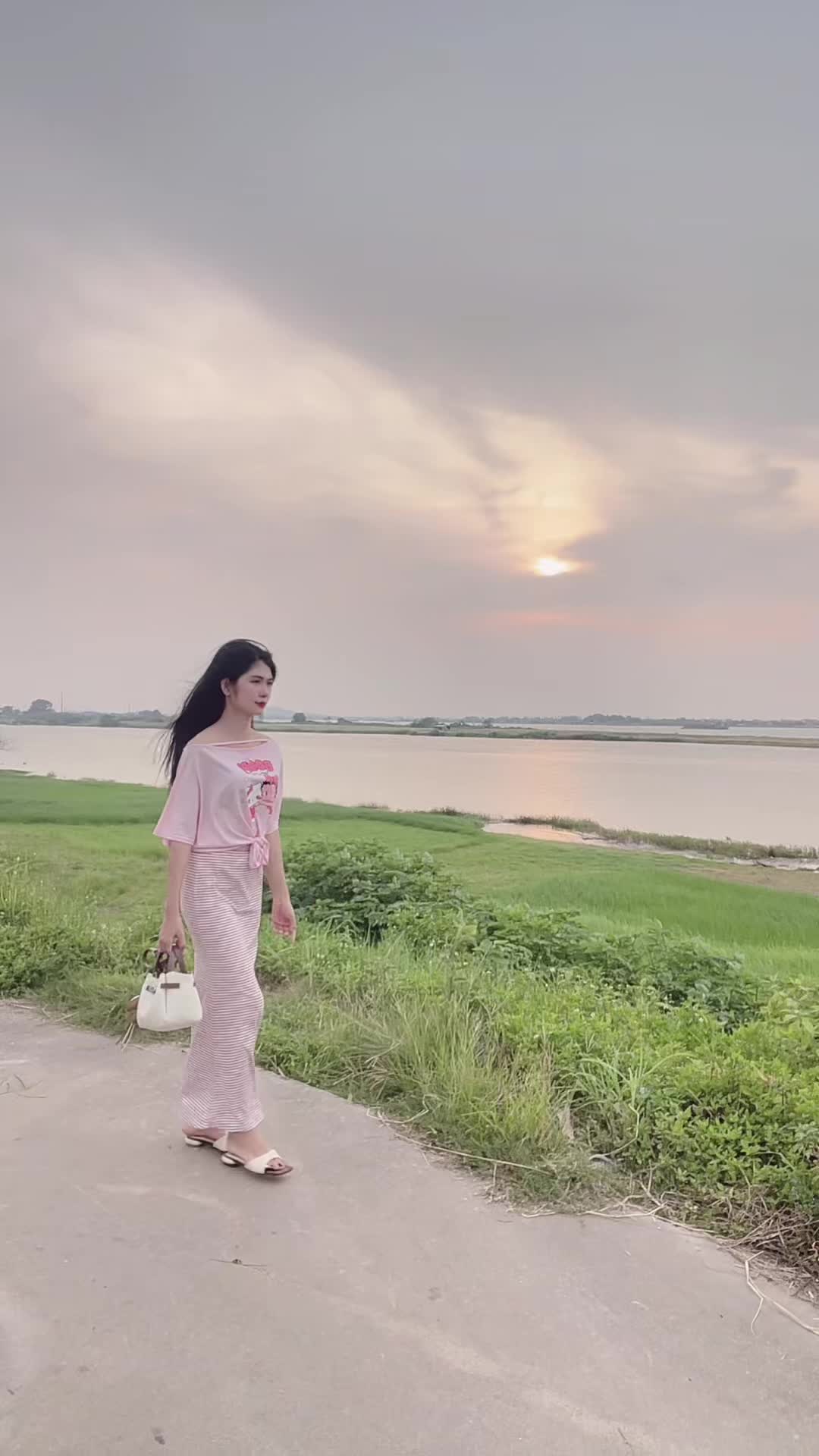 @Bà muội