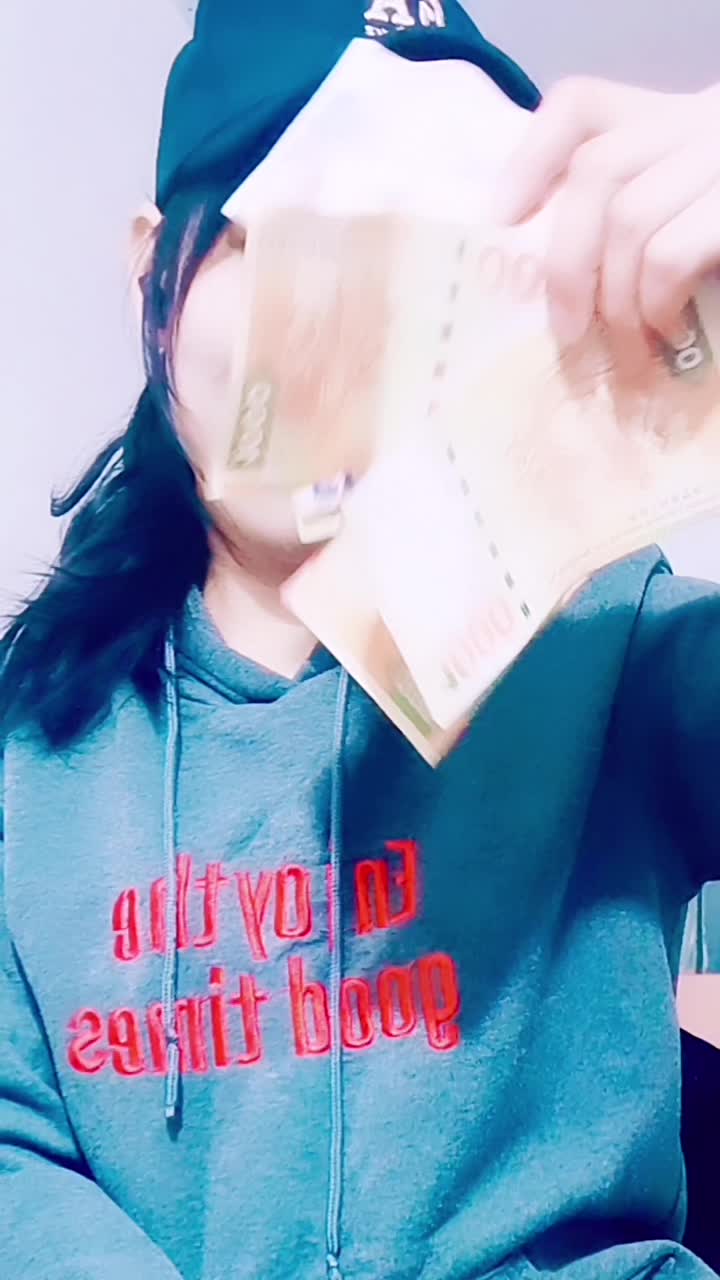 @Nhur