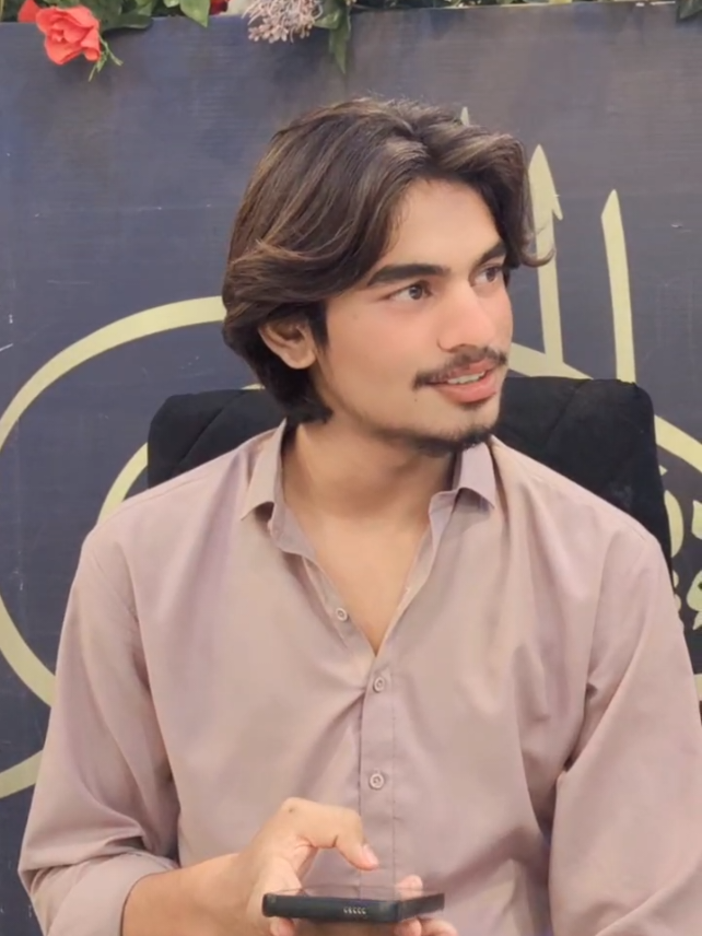 @👑سید~شاہ