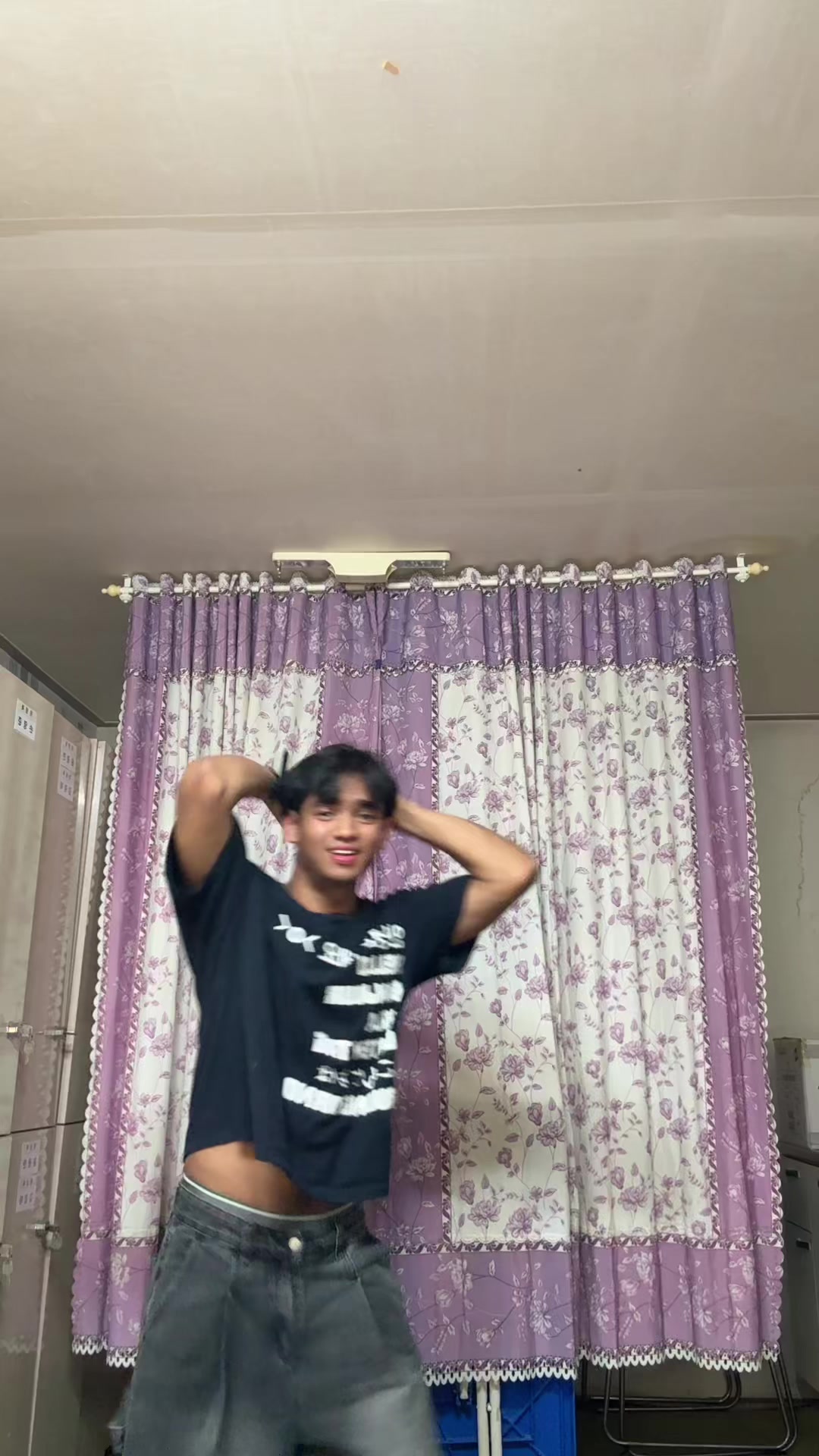 @🕷️ D-i-m-p-l-e 