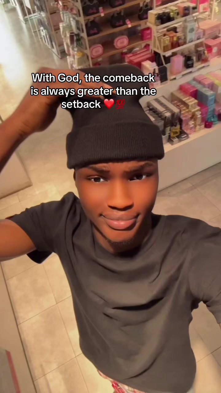 @Chukwusom🌴🦅