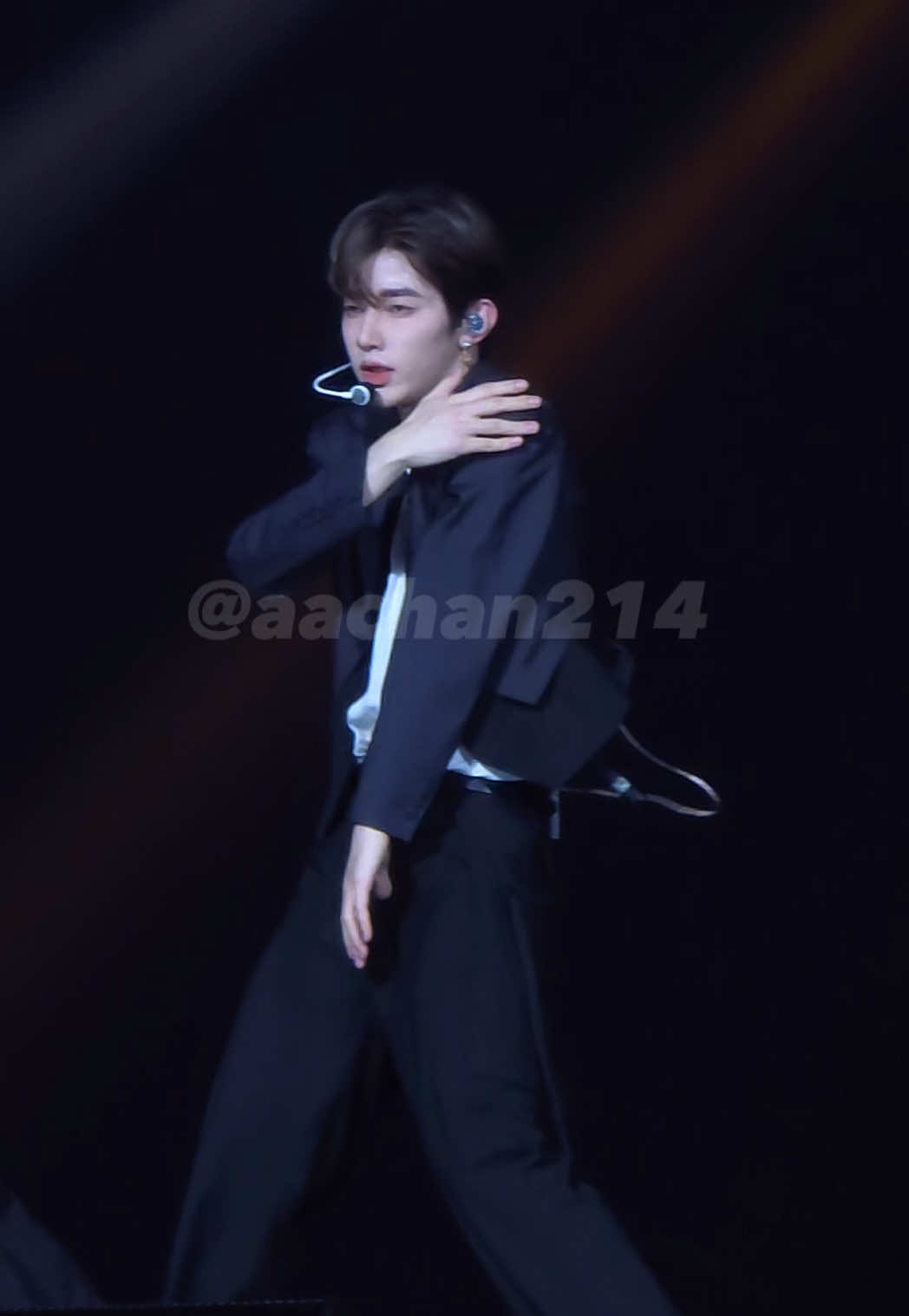 @-ࡇ-