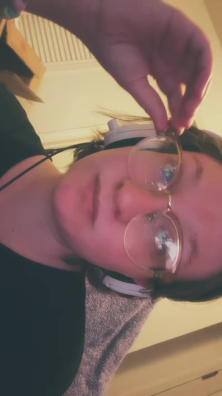 @|-/ LexxLegion 🏳️🌈