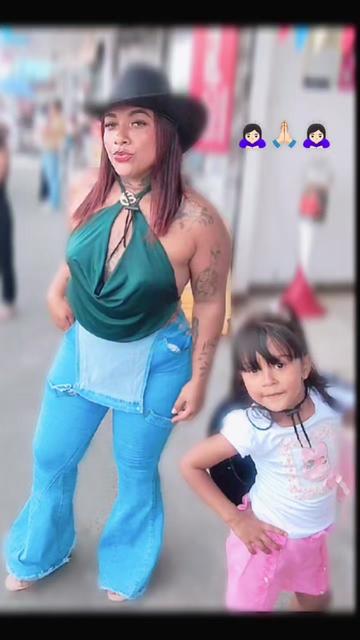 @Dayanit@