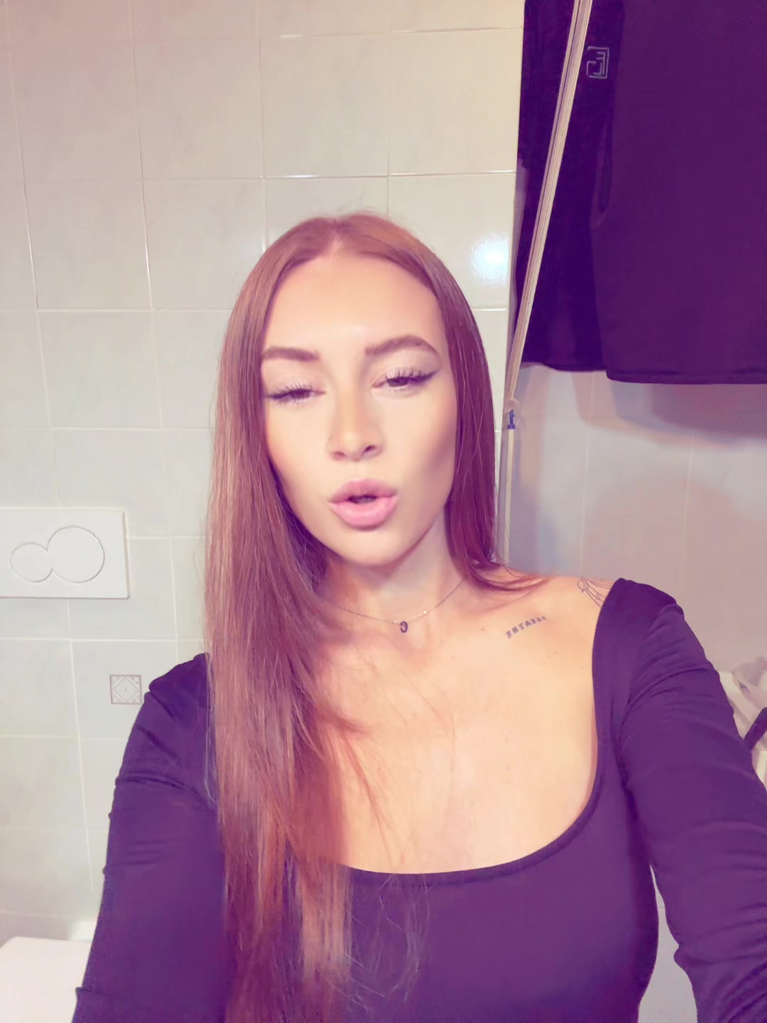 @red👩🏻🦰