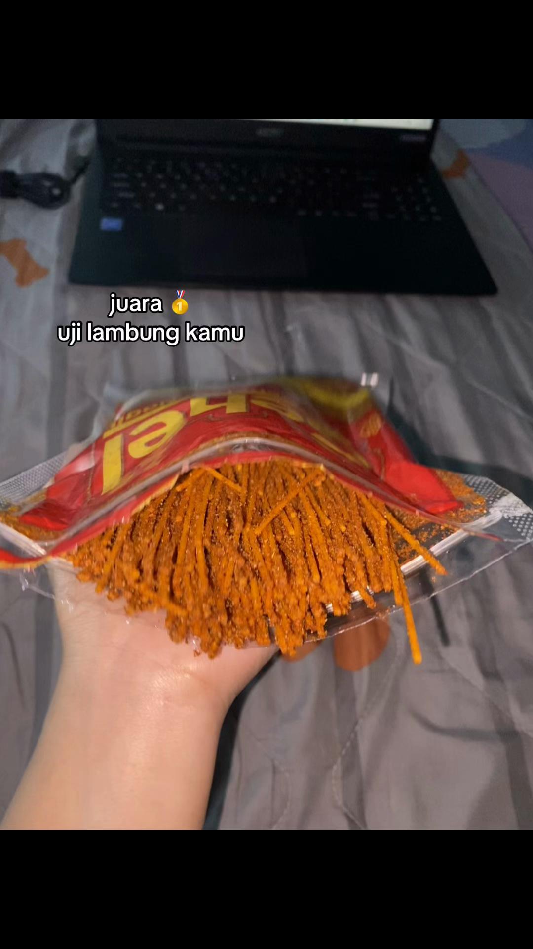 @straw_berryy