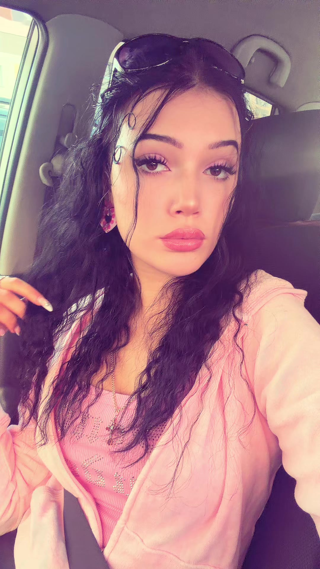 @Ния