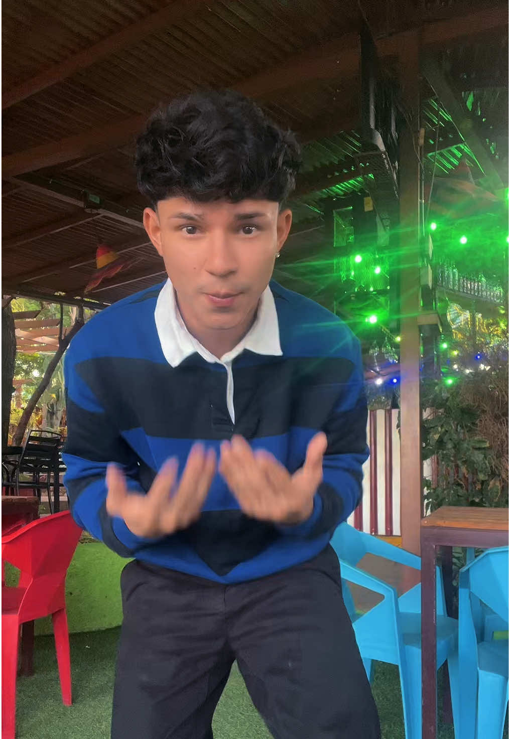@Axellinc