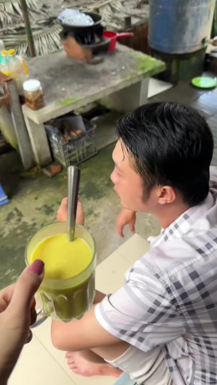 @Shop c&ocirc; g&aacute;i khmer