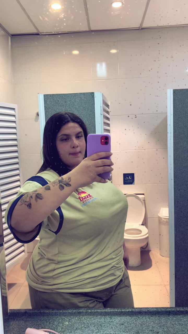 @Loiraa