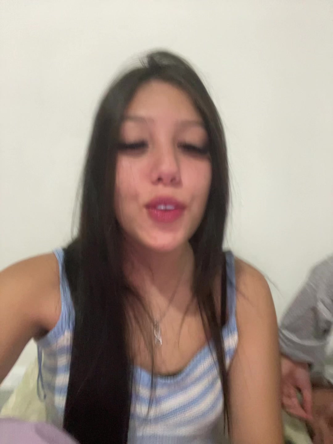 @Let&iacute;cia.akamine_