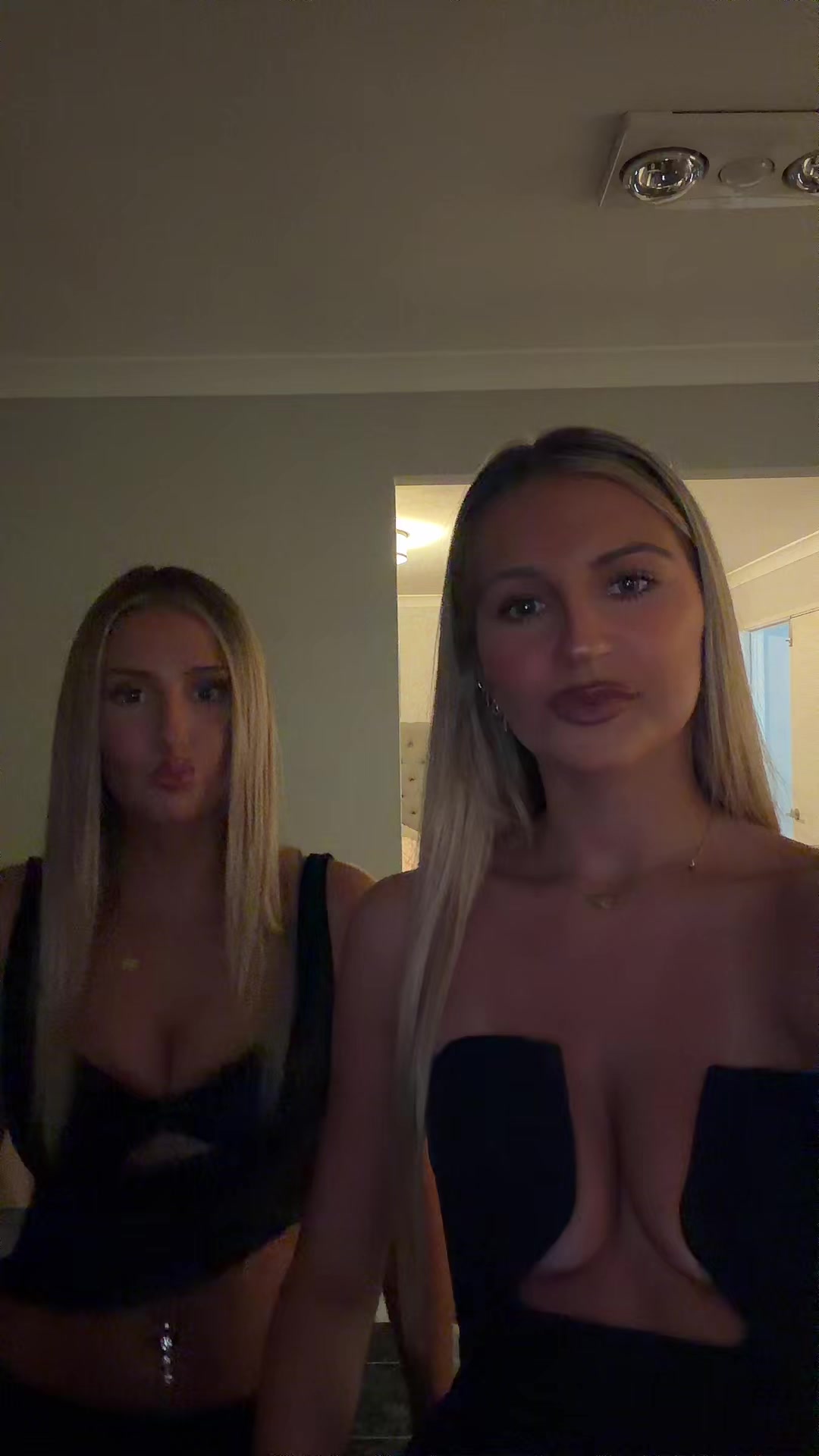 @charcroxfordxoxo