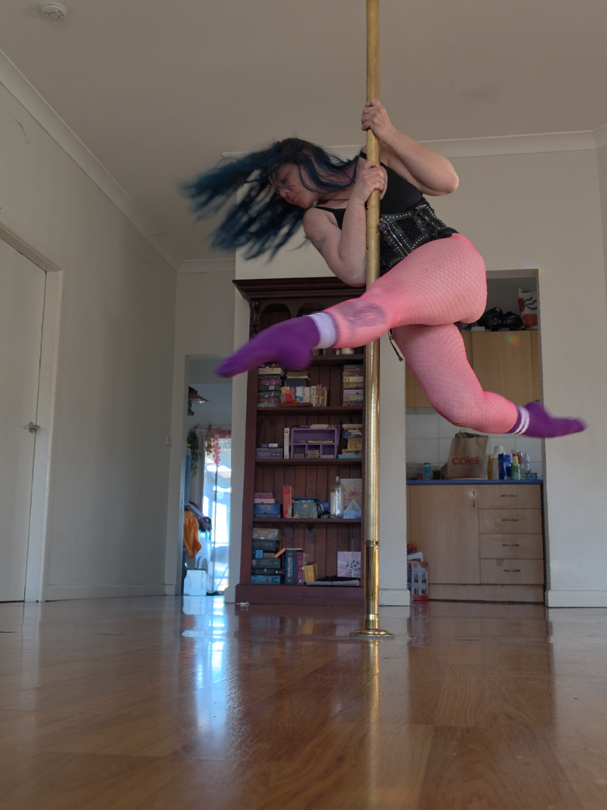 @tiedyepole
