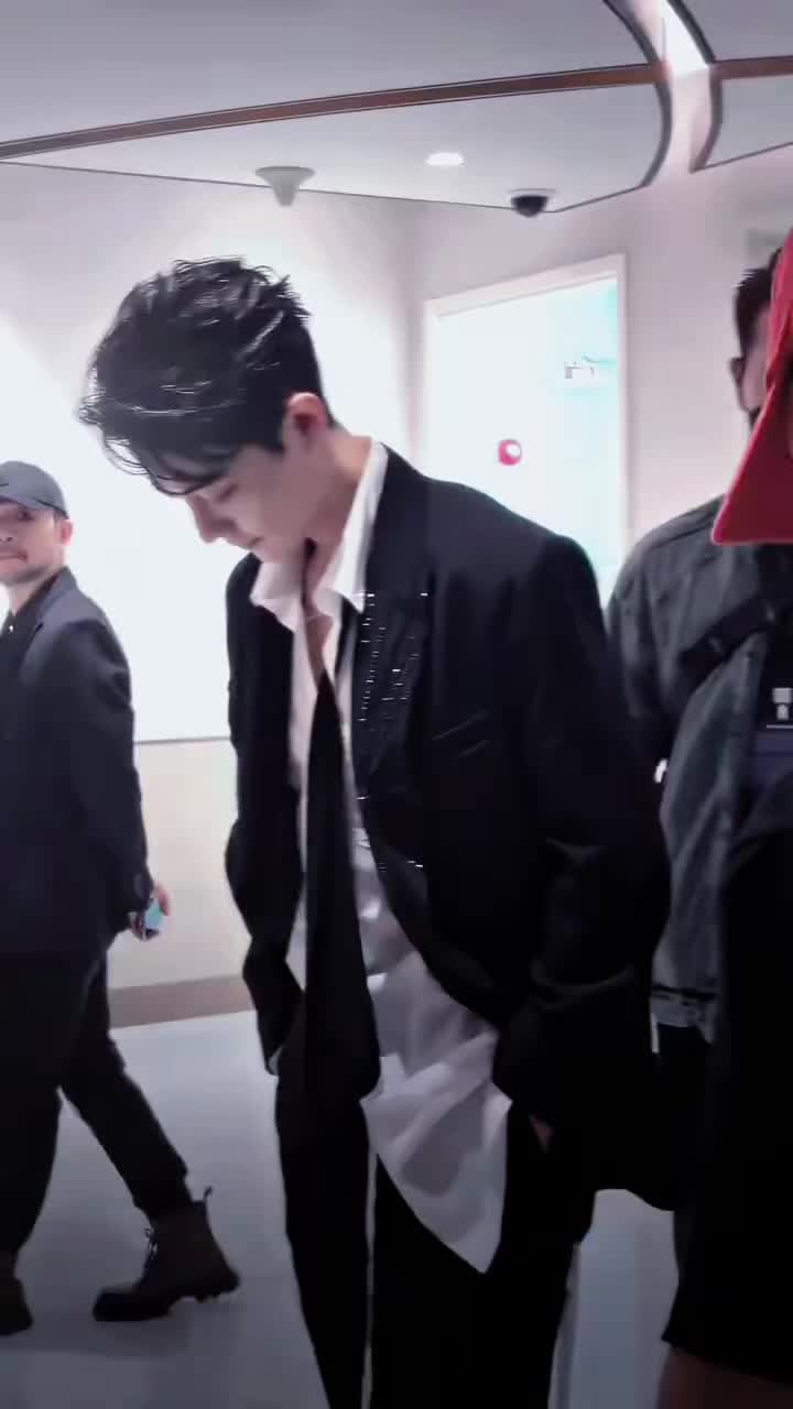@Bốn lá 🍀