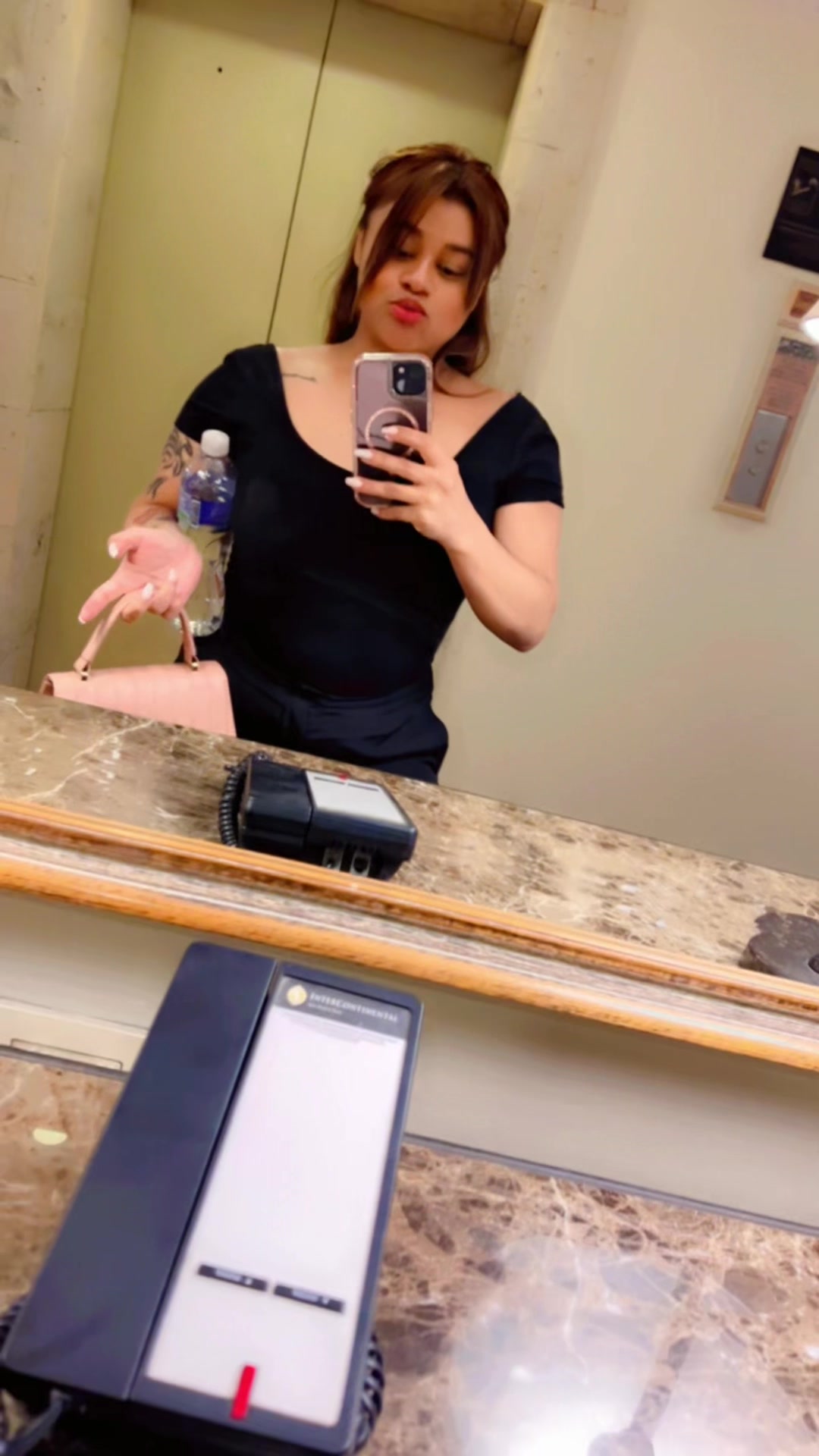 @Alejandrita Velasquez G