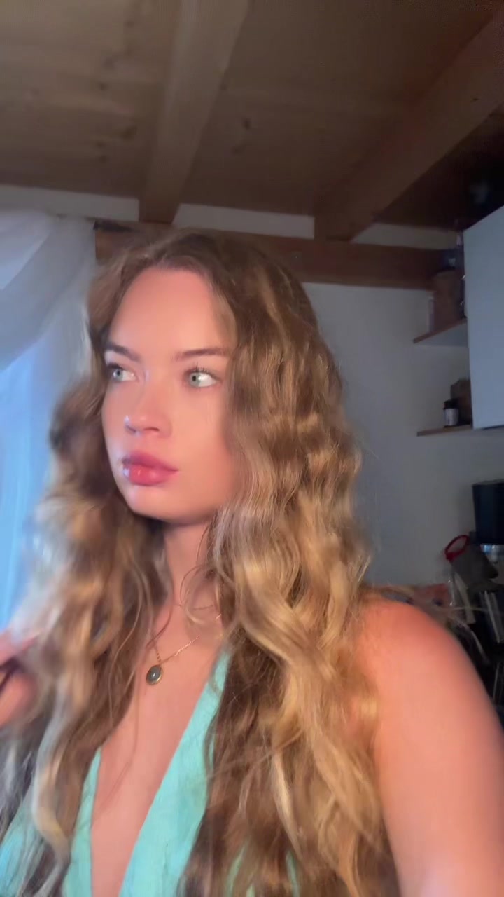 @Laura ✟ Eva