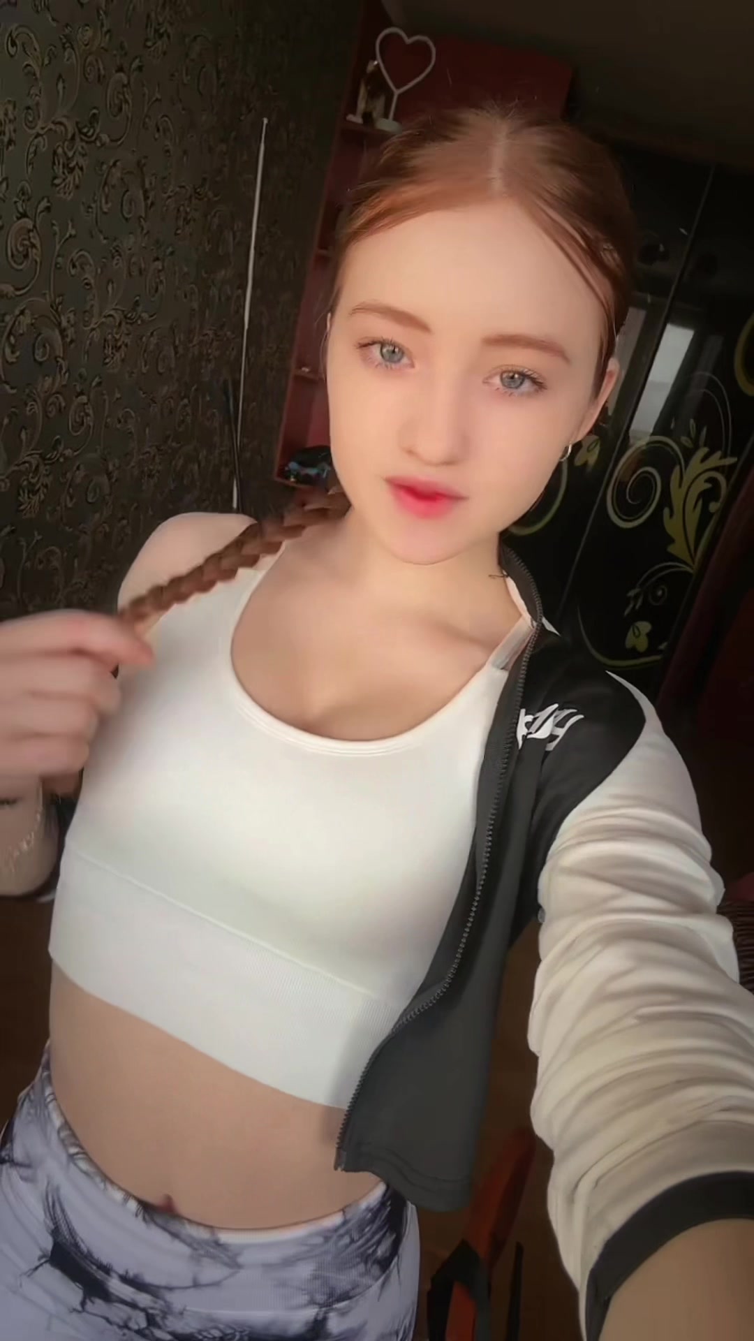 @Lolka