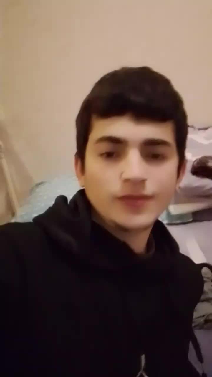 @𝒃𝒂𝒄𝒉𝒂𝒊 𝒐𝒅𝒊 🌚🌝