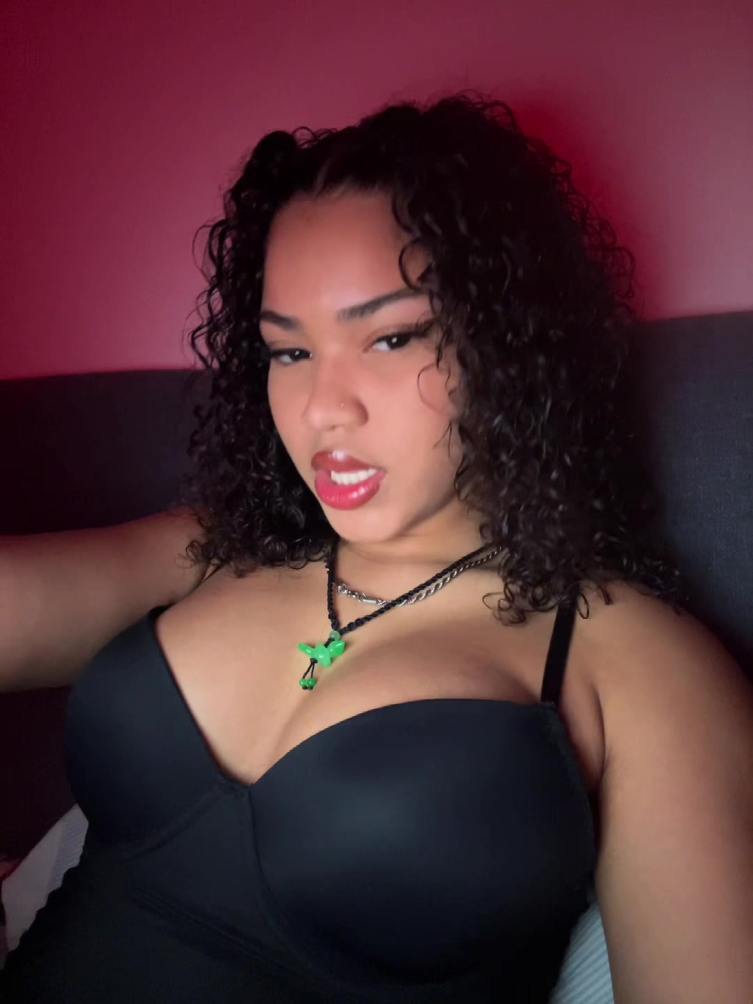 @morenamoods