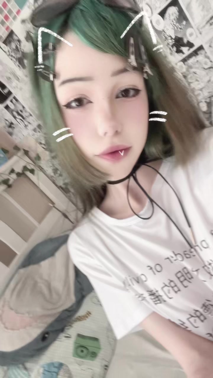 @Y0RU
