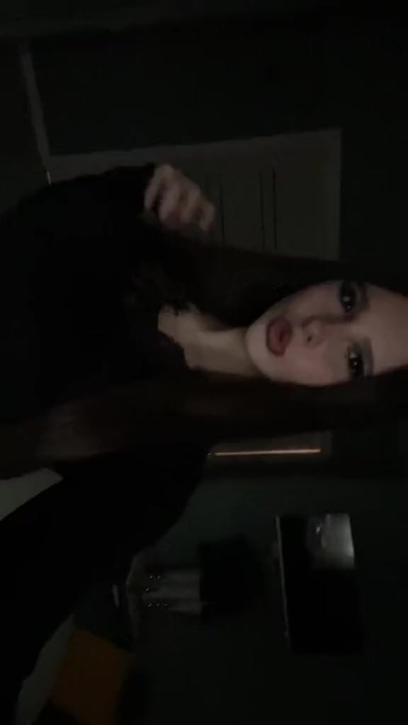 @tr
