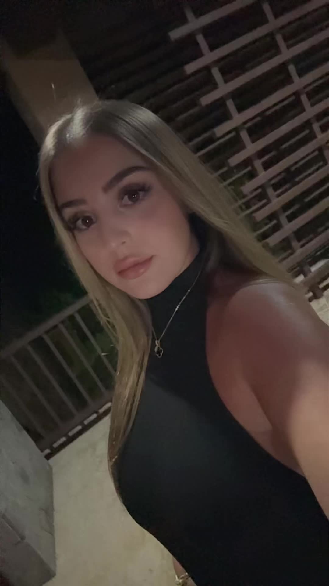 @Alyssaviv