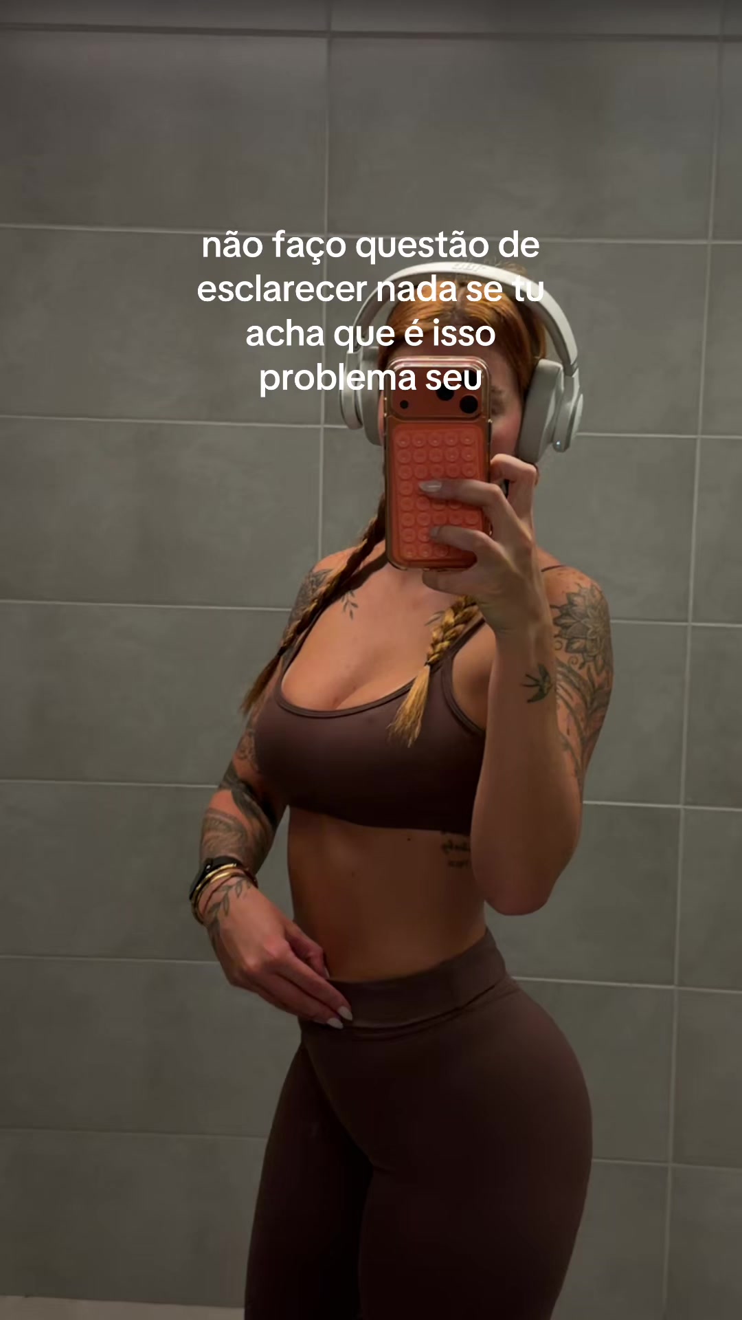 @Vit&oacute;ria Mondoni