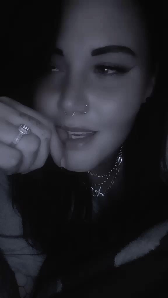 @❅🖤Cryptic.lonewolf🖤✵