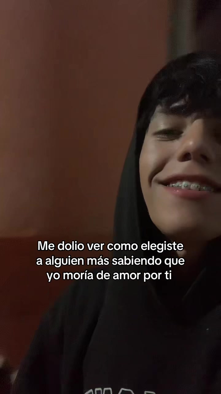 @elias.