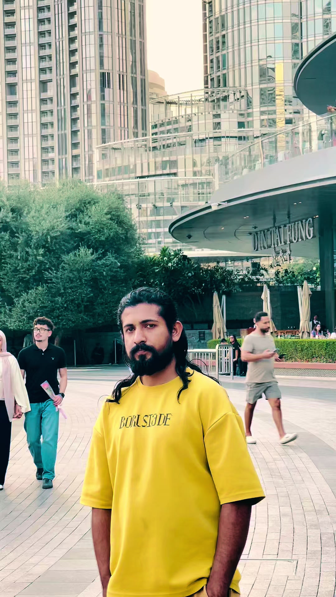 @Dubai Wala🤫😎