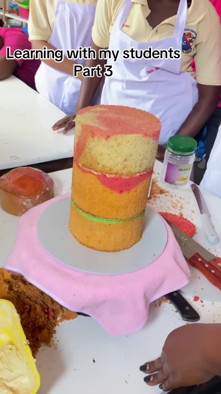 @Essie's bake &chew ug