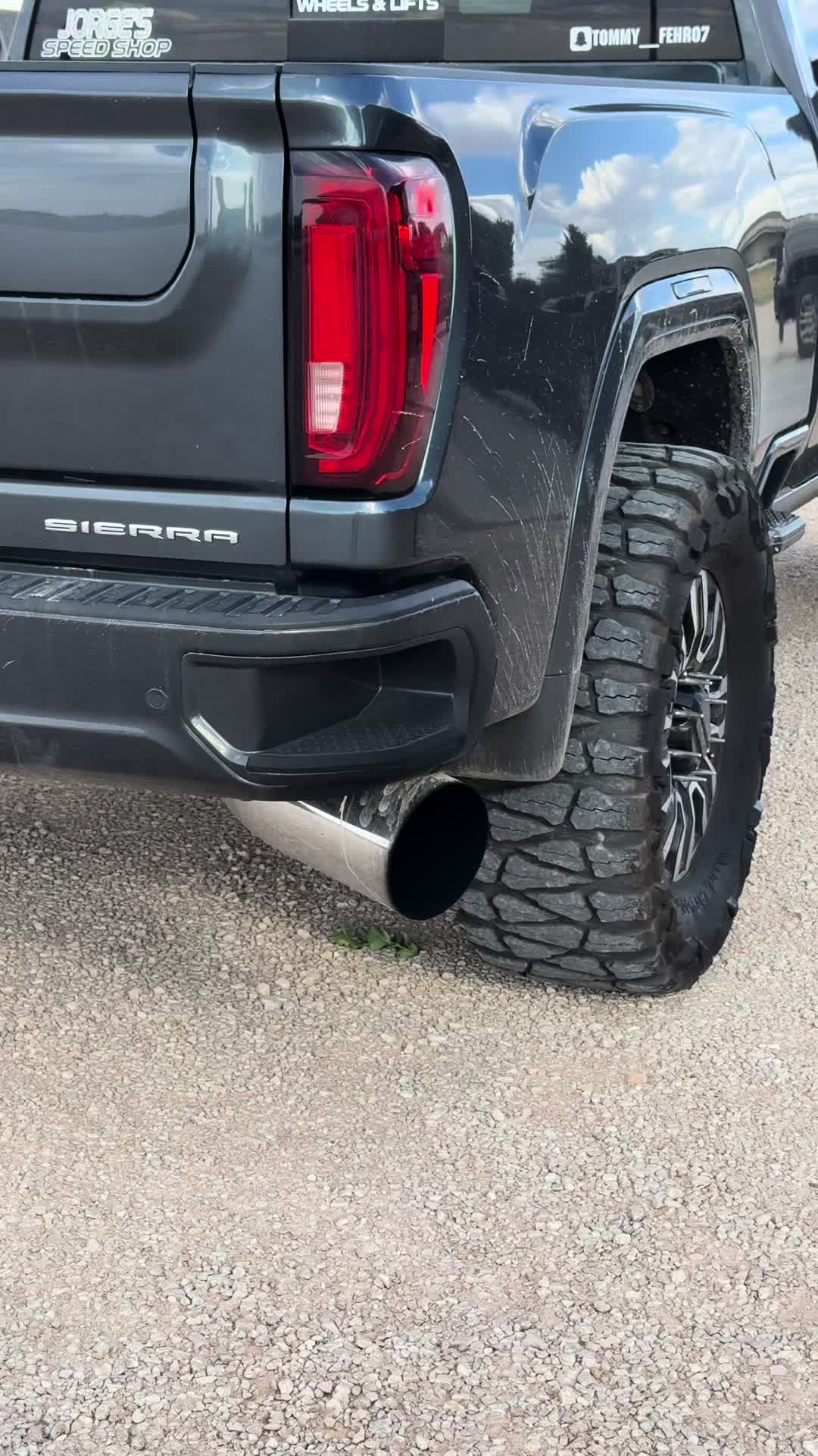 @L5P_Tommy