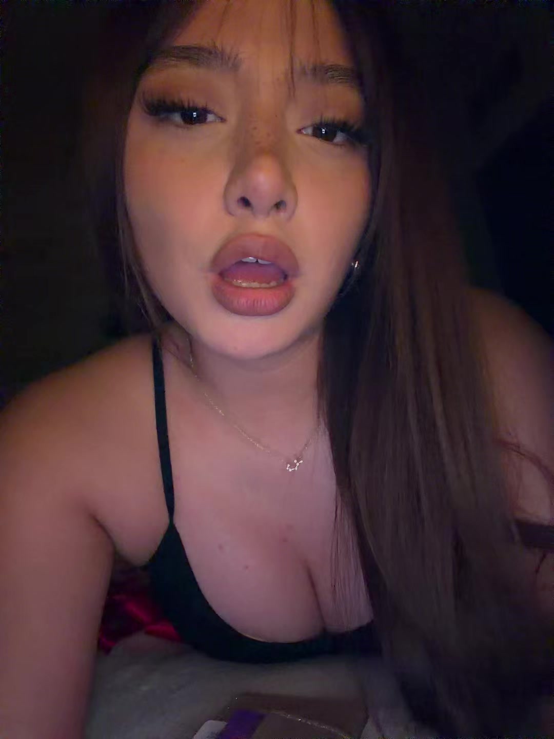 @Mia