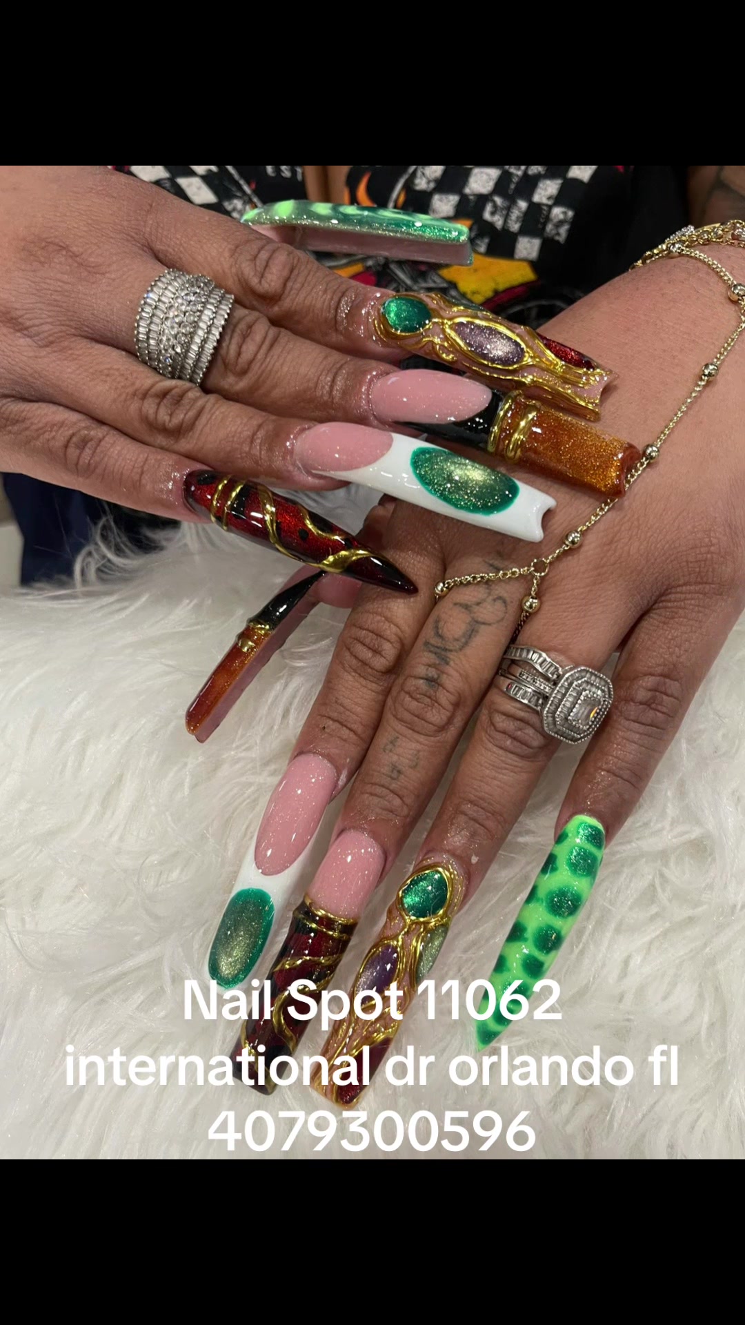 @katenailspot