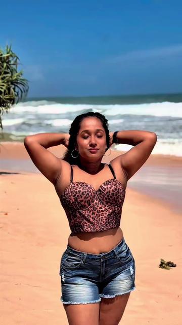 @Zewwandi