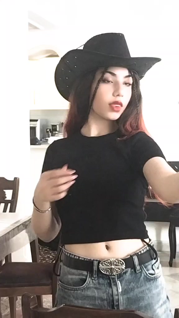 @ronika🇬🇧