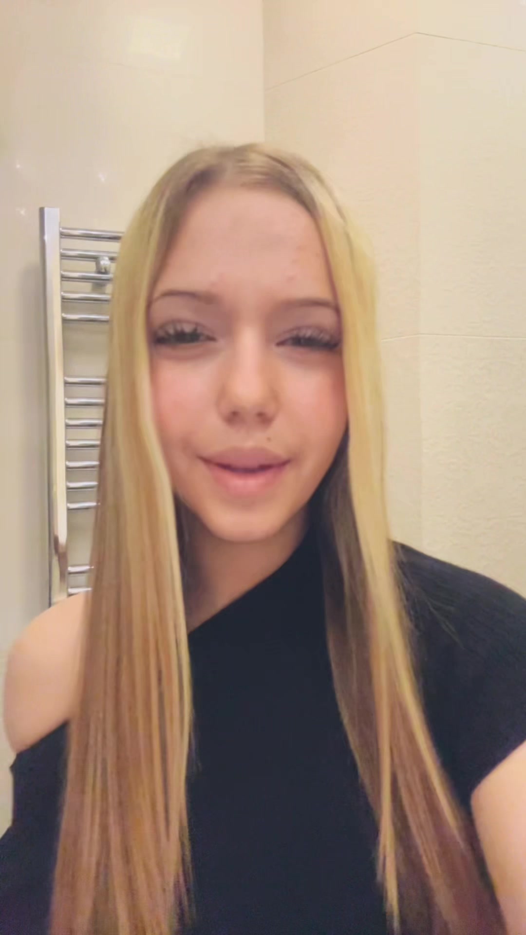 @user1364749252