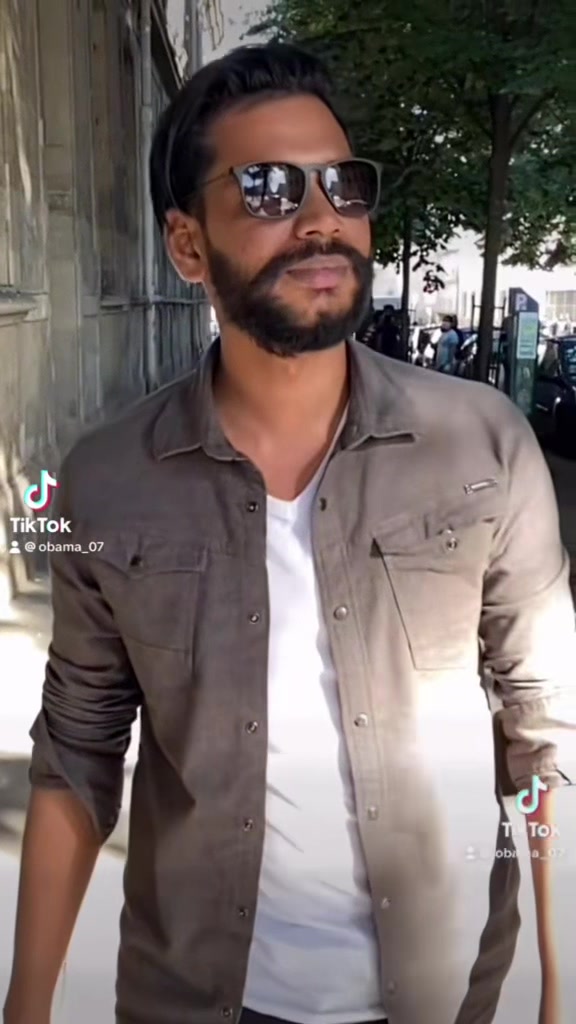 @Obama 🇮🇳🇫🇷🇱🇰🖤🦅