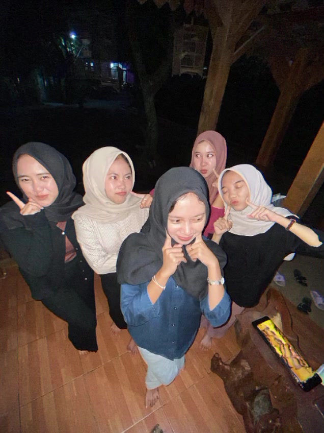 @fortyfourcantik