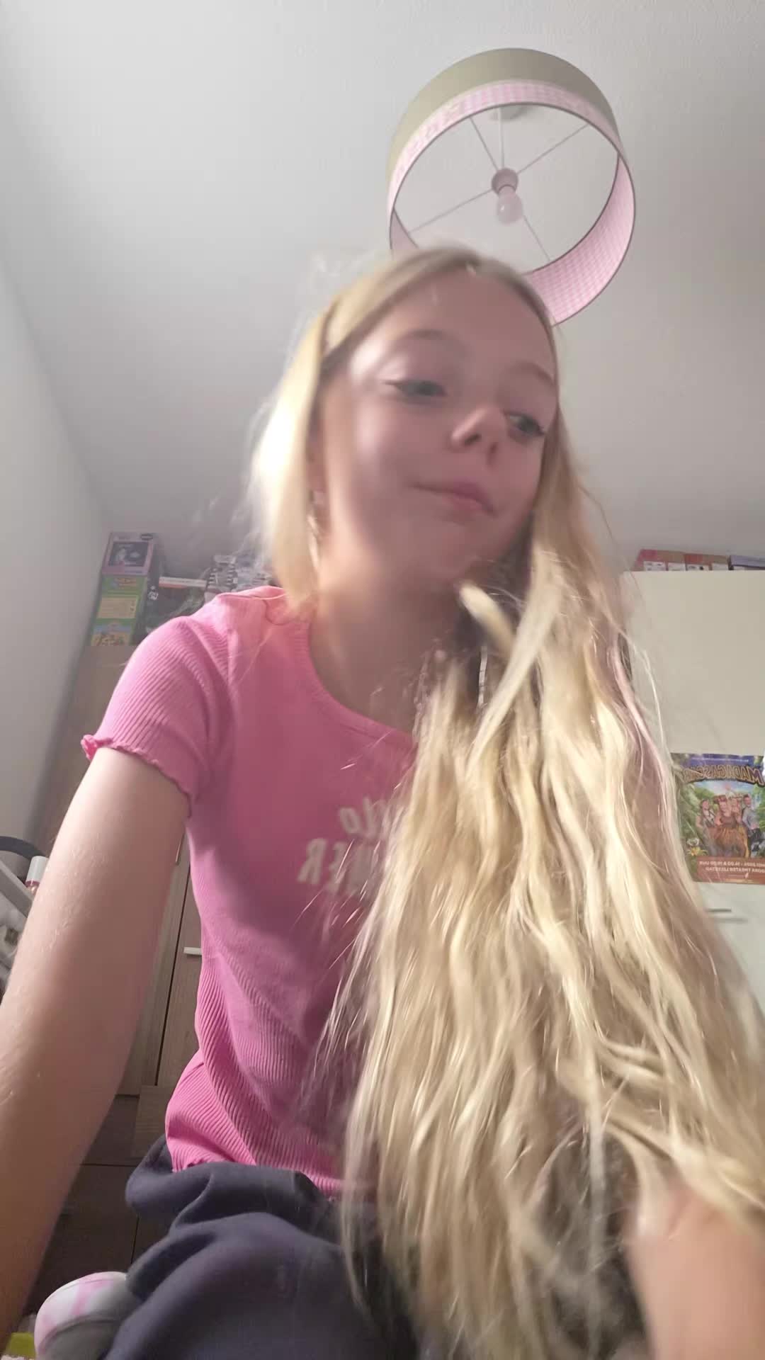 @rosaly🥰