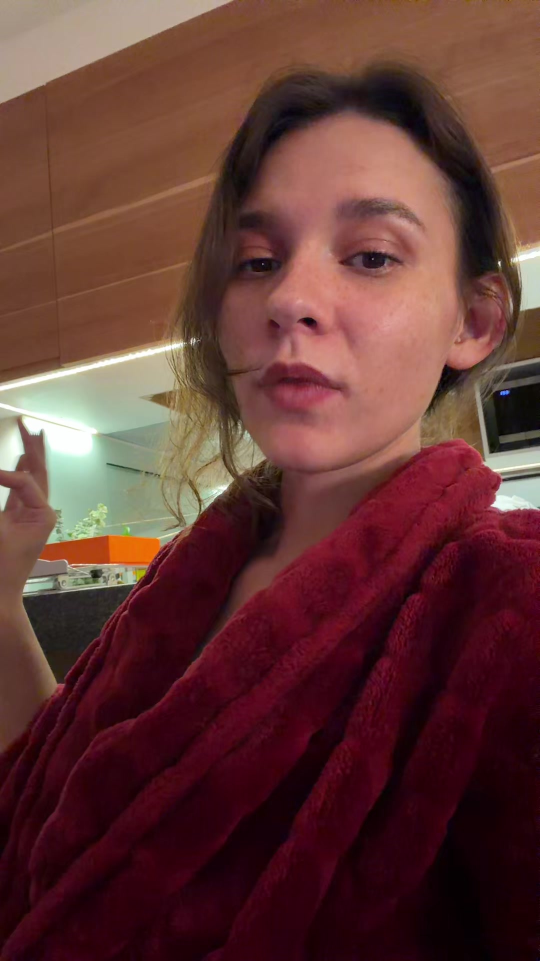 @Ana